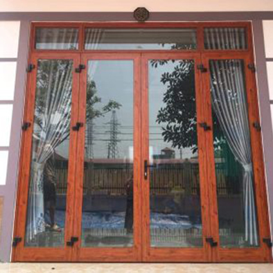 làm cửa nhôm kính 