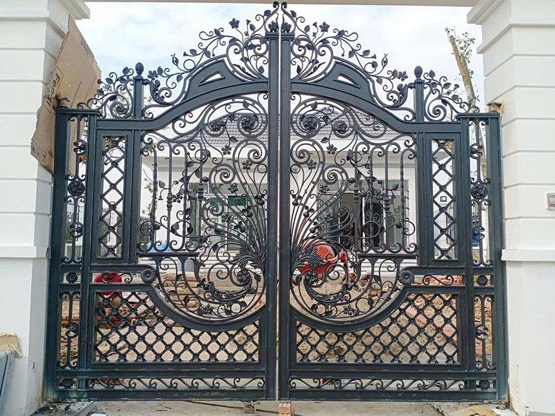 Cổng Sắt Mỹ Thuật biệt thự 