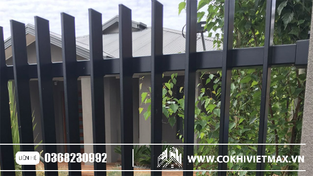 Hàng rào sắt hộp mạ kẽm 