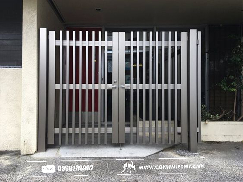 mẫu cổng sắt hộp vuông hiện đại cho nhà phố