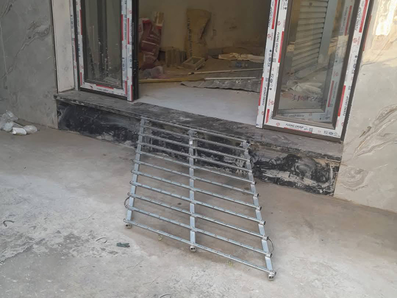 thang dắt xe máy gấp gọn